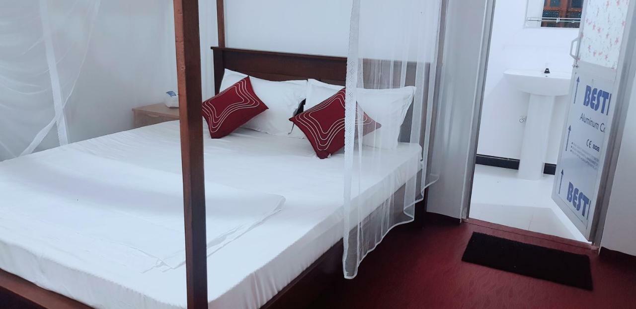 Exotic Beach Hotel Arugam Bay Kültér fotó