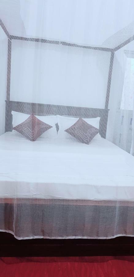 Exotic Beach Hotel Arugam Bay Kültér fotó